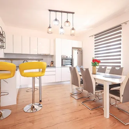 בית נופש Gale סבטי פטר