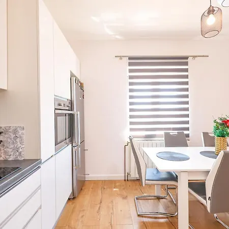 בית נופש Gale *